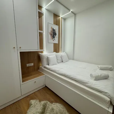 Mona Luxury - Free Garage Parking *