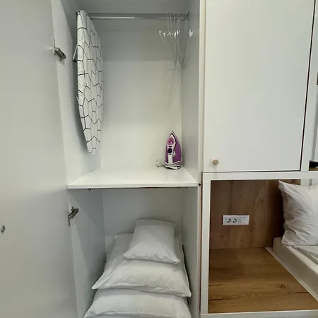 Mona Luxury - Free Garage Parking