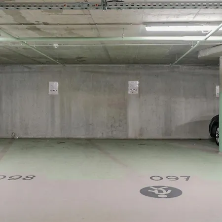 Mona Luxury - Free Garage Parking Apartament *