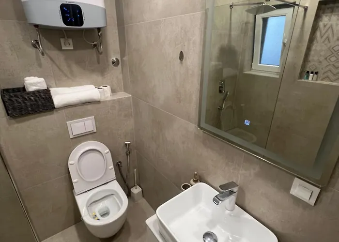 Mona Luxury - Free Garage Parking *